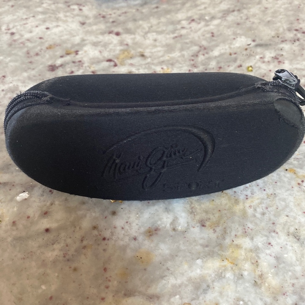 Maui Jim Sport sunglasses case